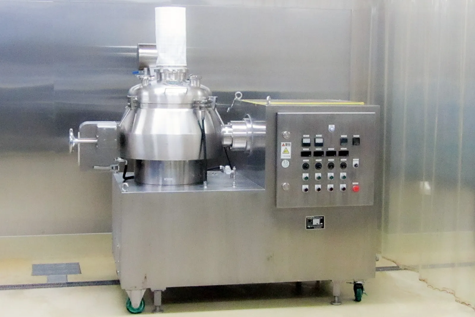100L 高速撹拌造粒機（ハイスピードミキサー）